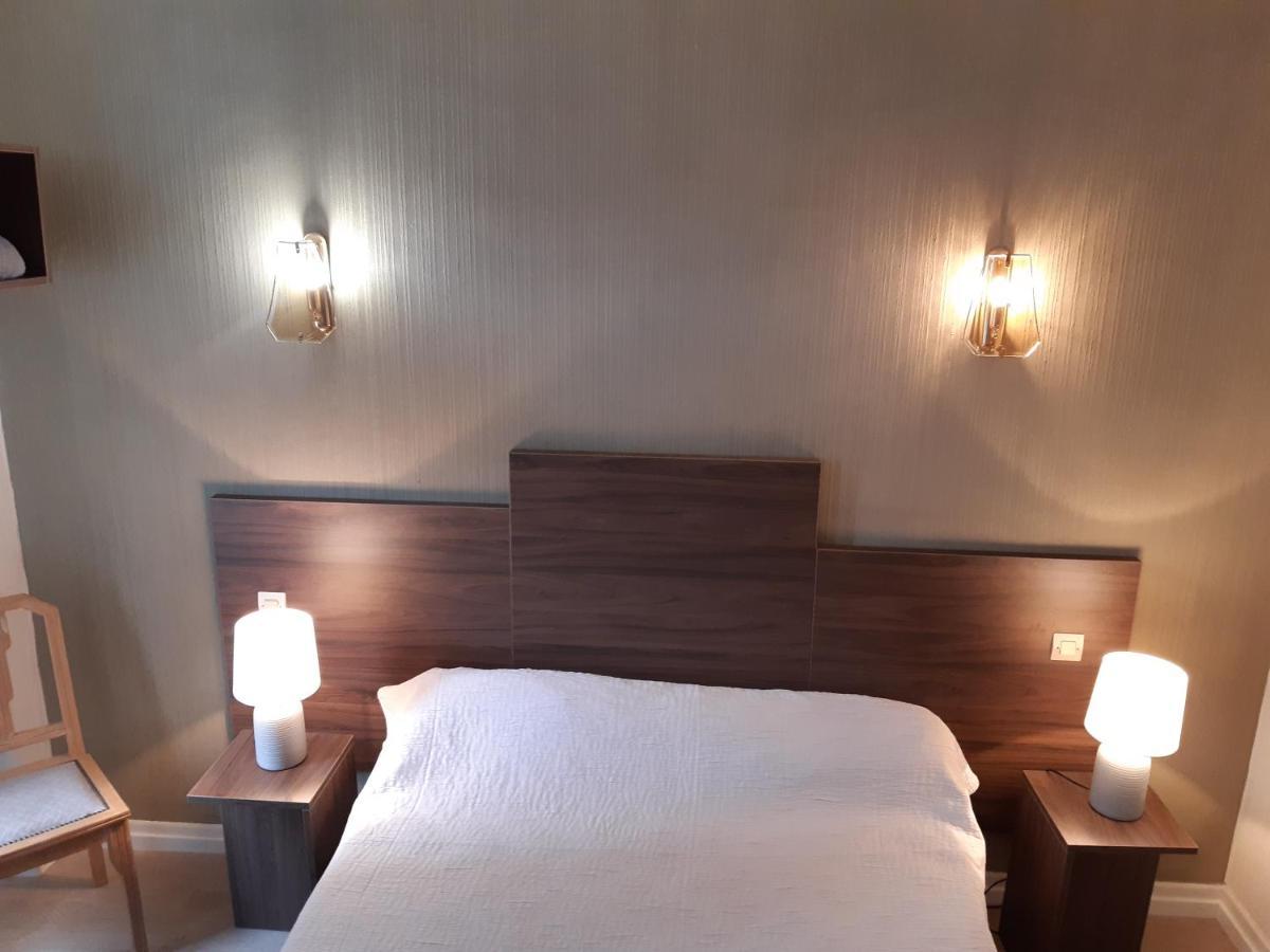 Logis Hotels - Hotel Le Boulevard Mazamet Bagian luar foto
